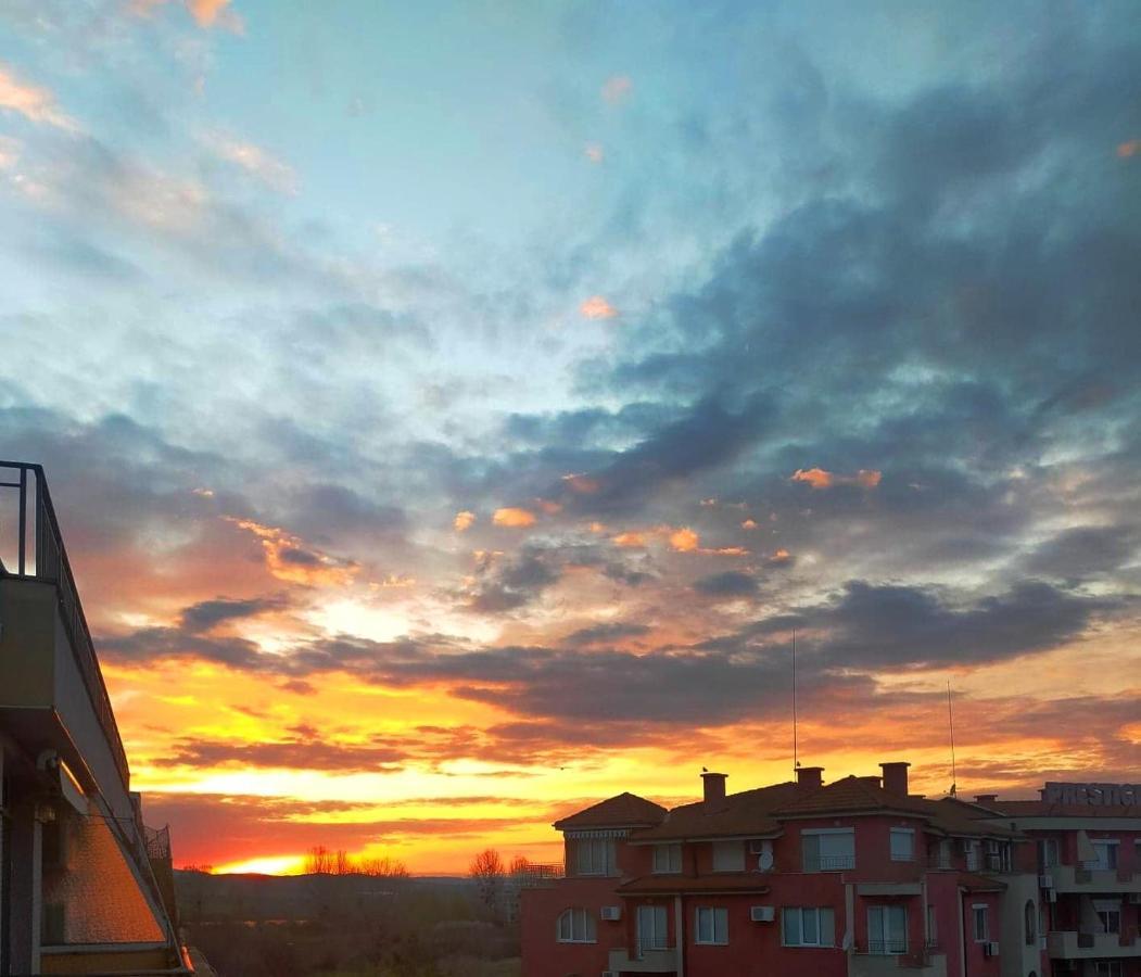 Sunset Dream Polo Resort Slântsjev Brjag Eksteriør bilde